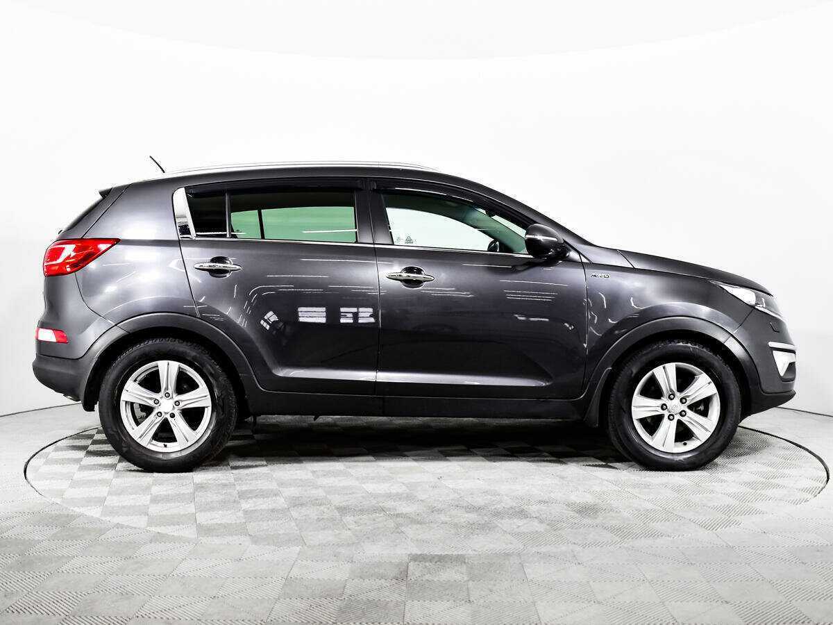 Kia Sportage с пробегом — 2011 год. Фото: #3