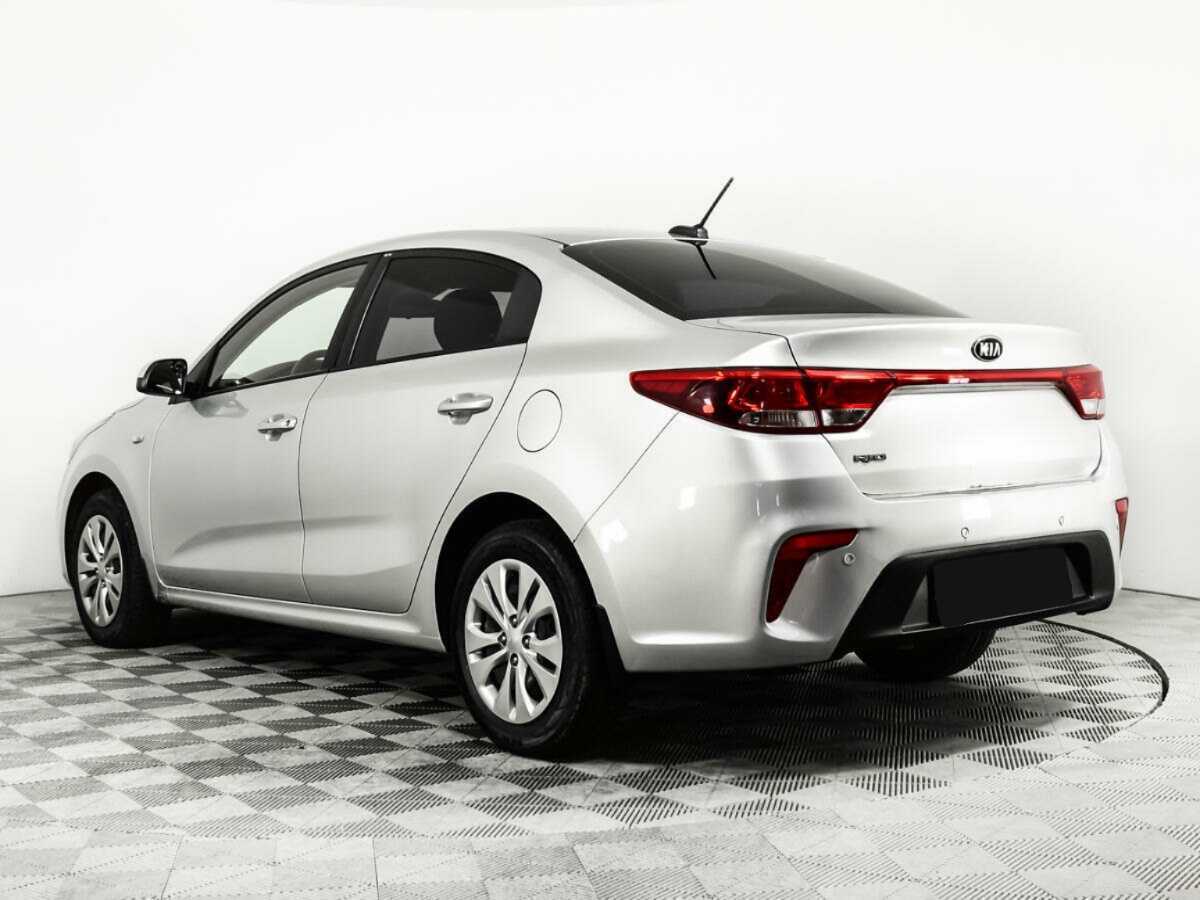 Kia Rio с пробегом — 2017 год. Фото: #6