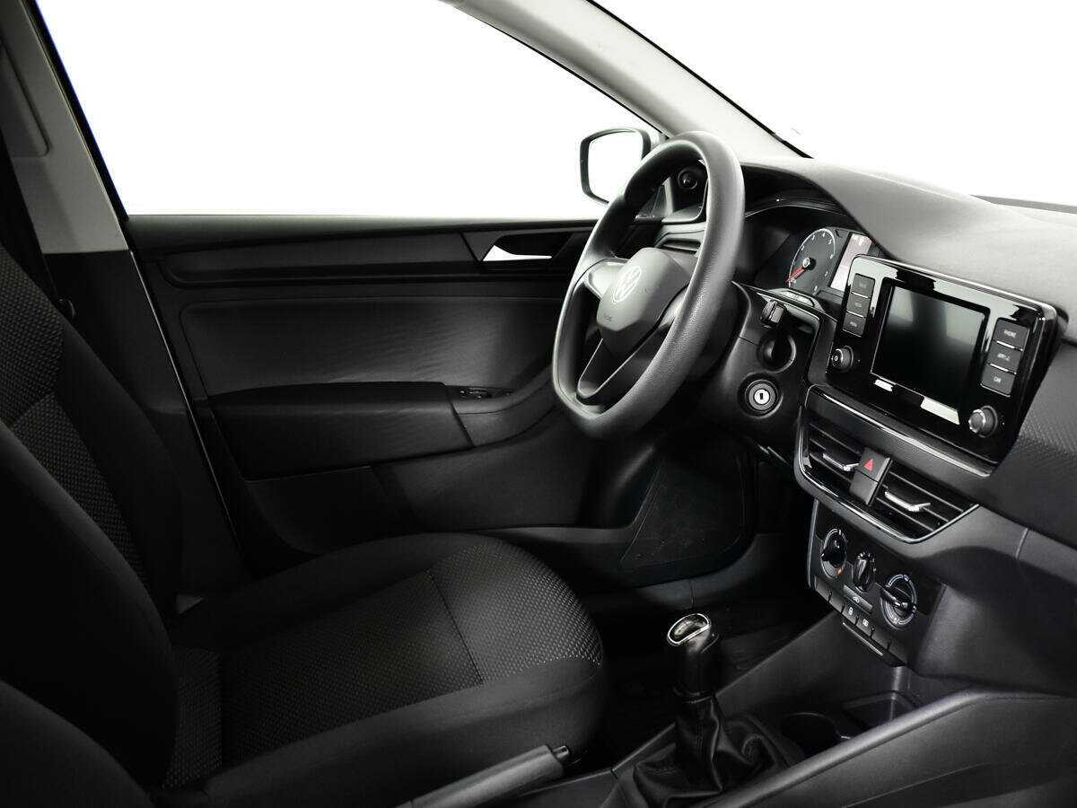 Volkswagen Polo с пробегом — 2020 год. Фото: #8