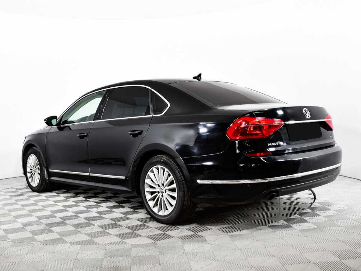Volkswagen Passat (North America and China) с пробегом — 2016 год. Фото: #6