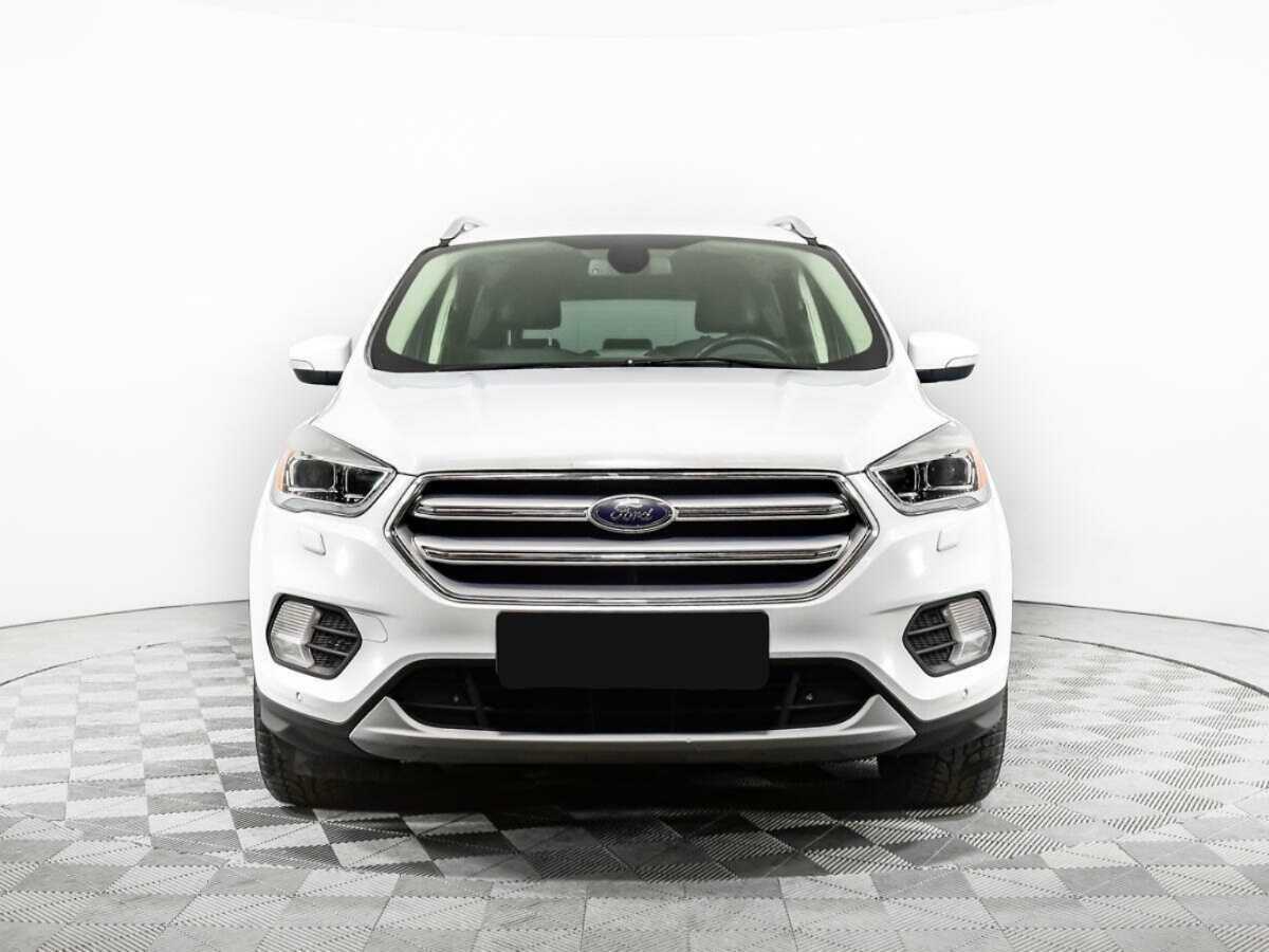 Ford Kuga с пробегом — 2017 год. Фото: #1