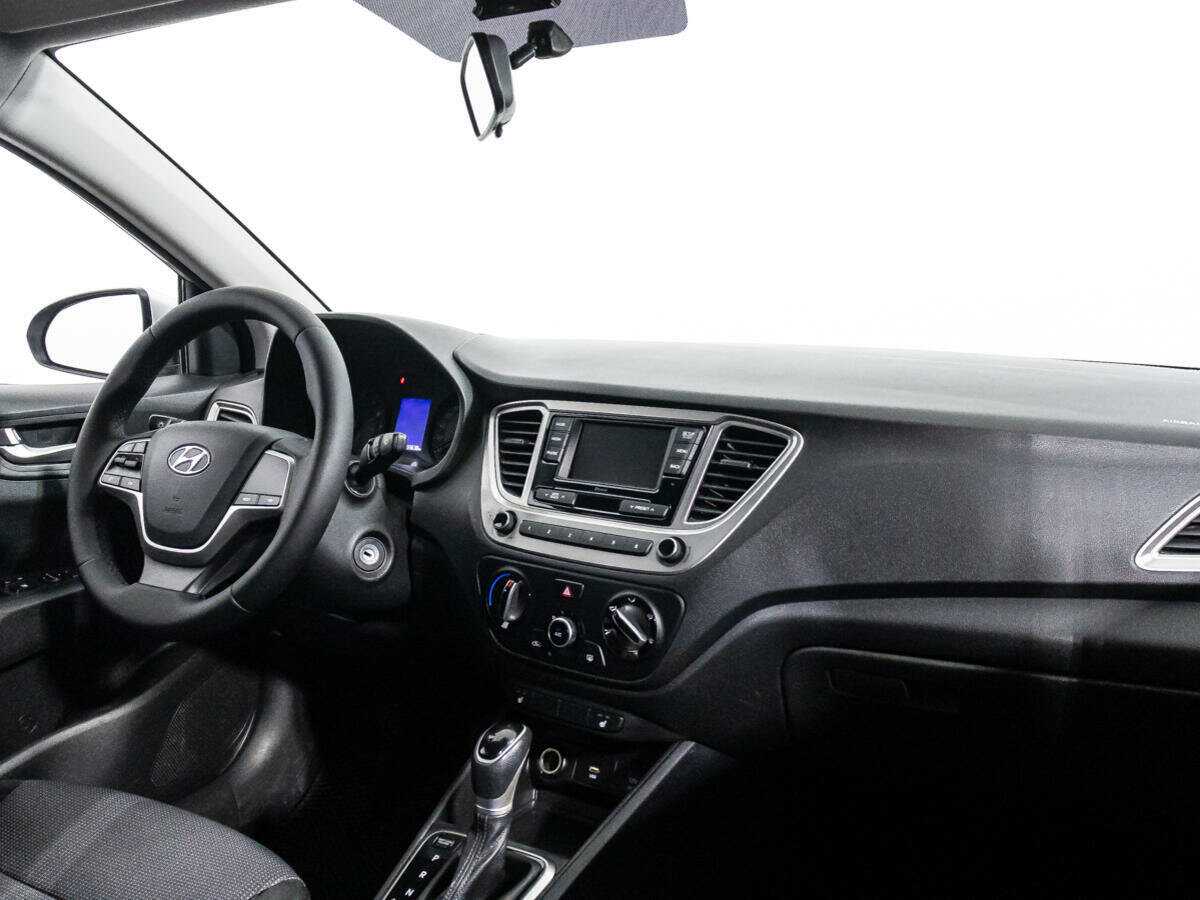 Hyundai Solaris с пробегом — 2021 год. Фото: #8