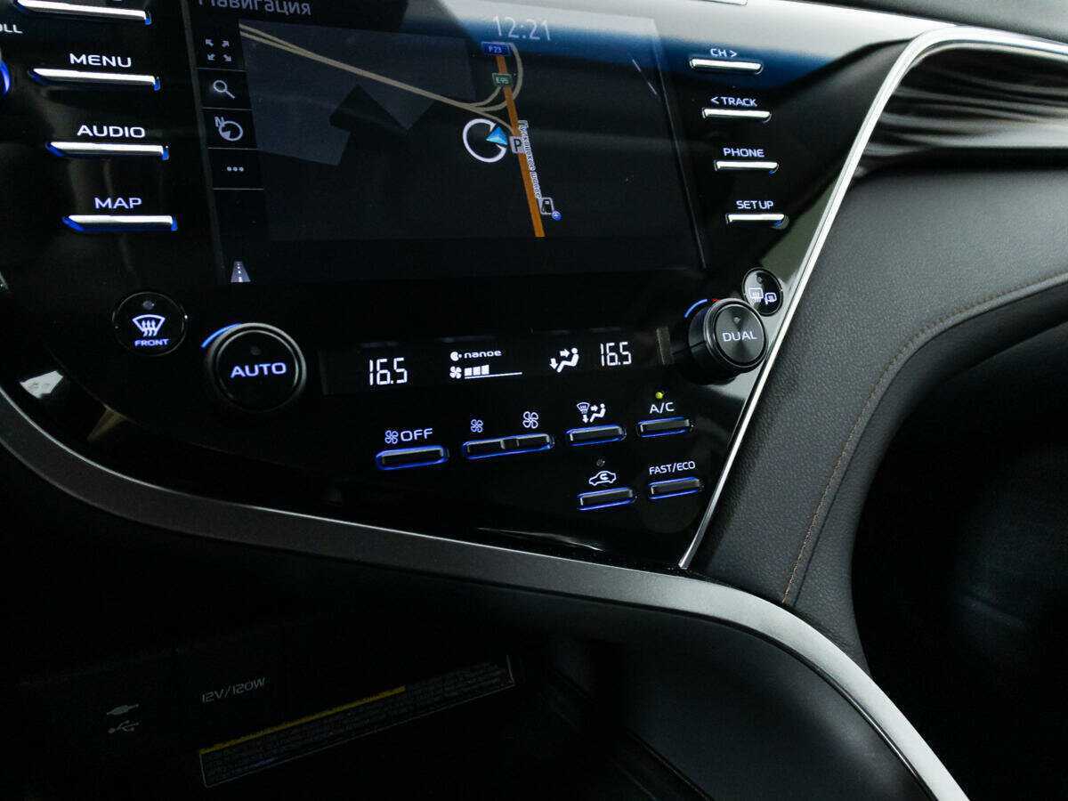 Toyota Camry с пробегом — 2020 год. Фото: #15