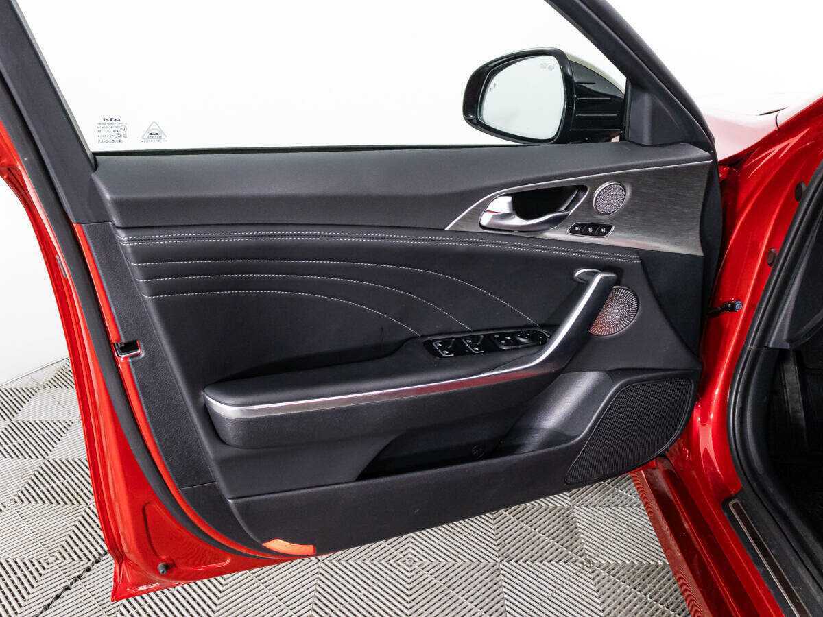 Kia Stinger с пробегом — 2022 год. Фото: #24