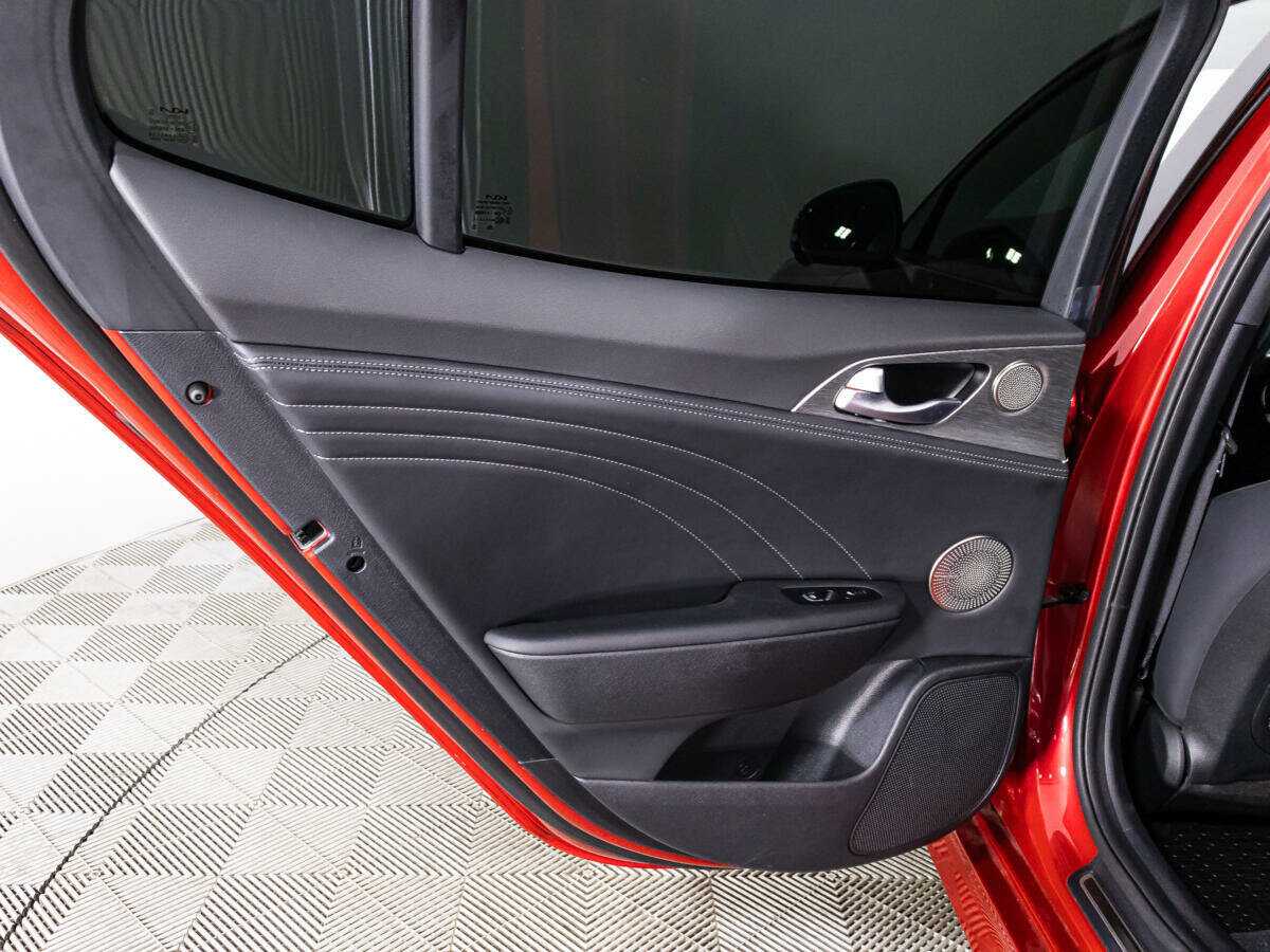 Kia Stinger с пробегом — 2022 год. Фото: #26