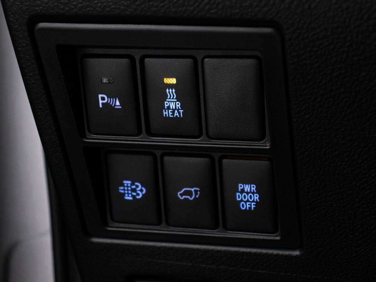 Toyota Fortuner с пробегом — 2019 год. Фото: #22