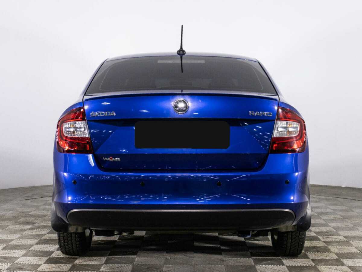 Skoda Rapid с пробегом — 2017 год. Фото: #5