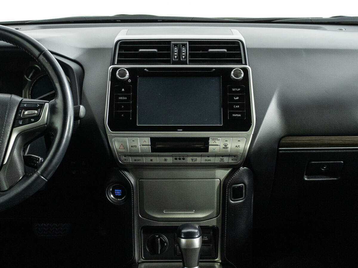 Toyota Land Cruiser Prado с пробегом — 2018 год. Фото: #11