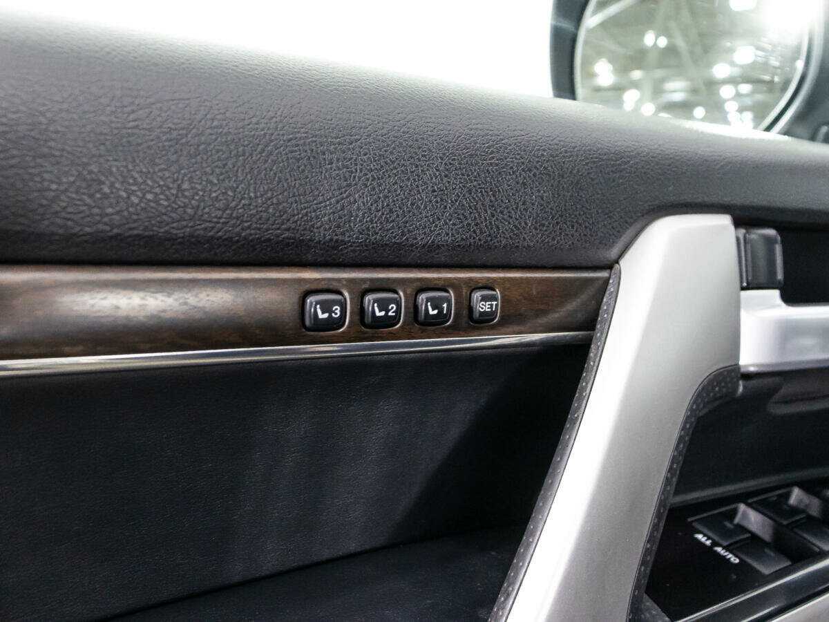 Toyota Land Cruiser с пробегом — 2018 год. Фото: #24