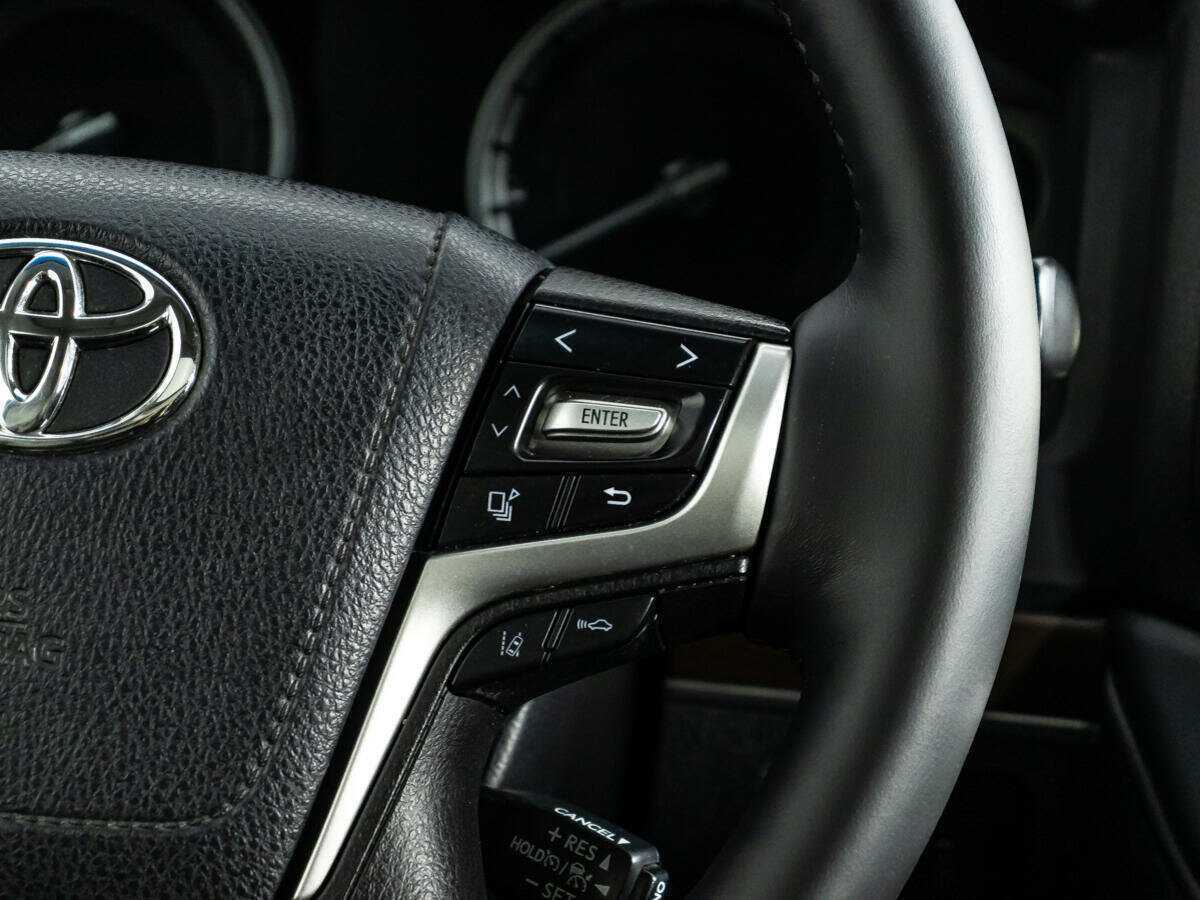 Toyota Land Cruiser с пробегом — 2018 год. Фото: #27