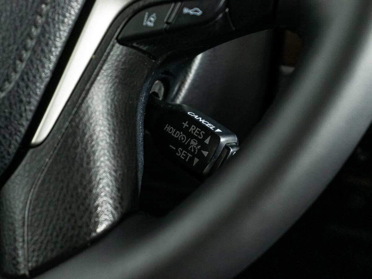 Toyota Land Cruiser с пробегом — 2018 год. Фото: #28