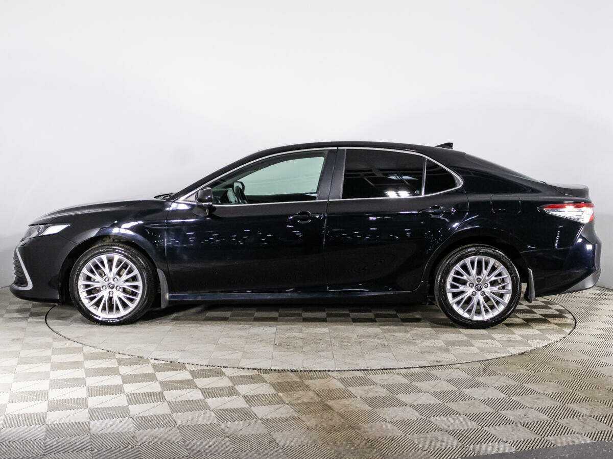 Toyota Camry с пробегом — 2021 год. Фото: #7