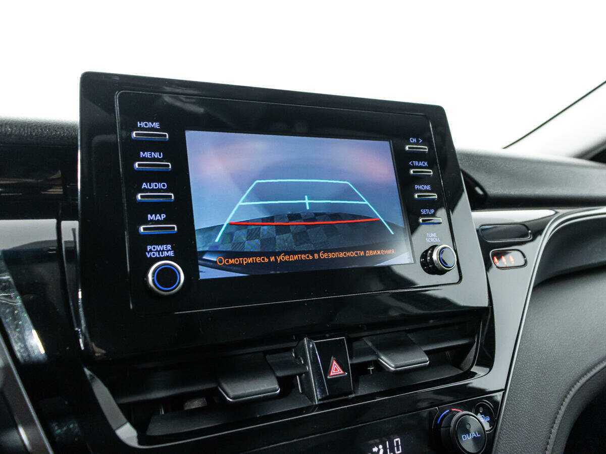 Toyota Camry с пробегом — 2021 год. Фото: #14