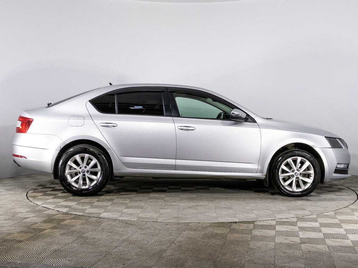Skoda Octavia с пробегом — 2018 год. Фото: #3