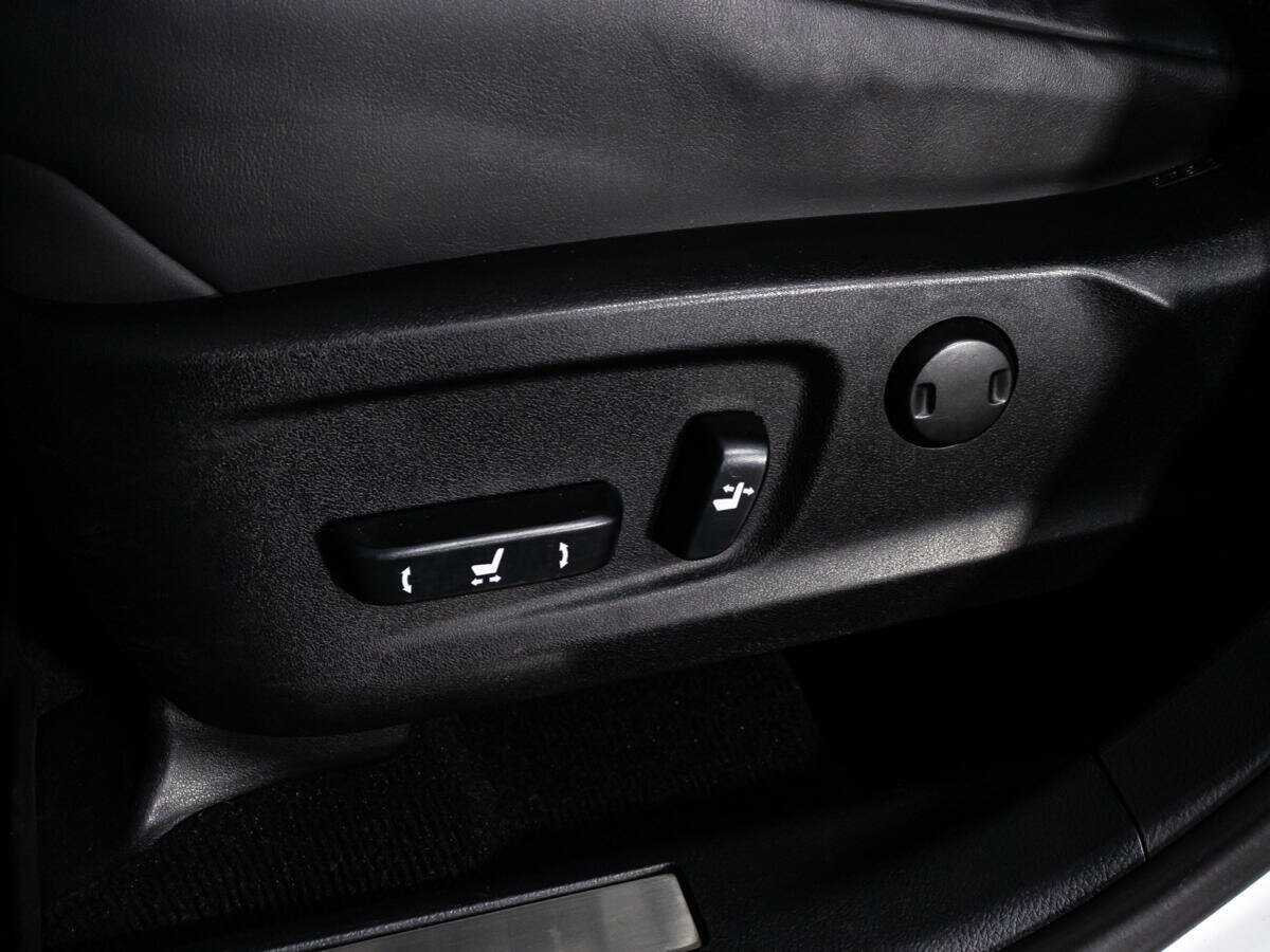 Lexus RX с пробегом — 2017 год. Фото: #18