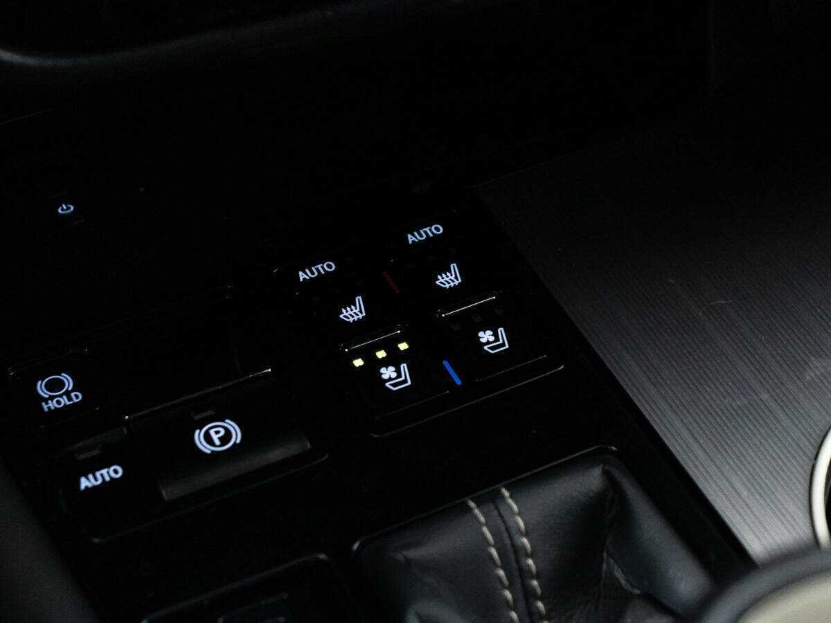 Lexus RX с пробегом — 2017 год. Фото: #25