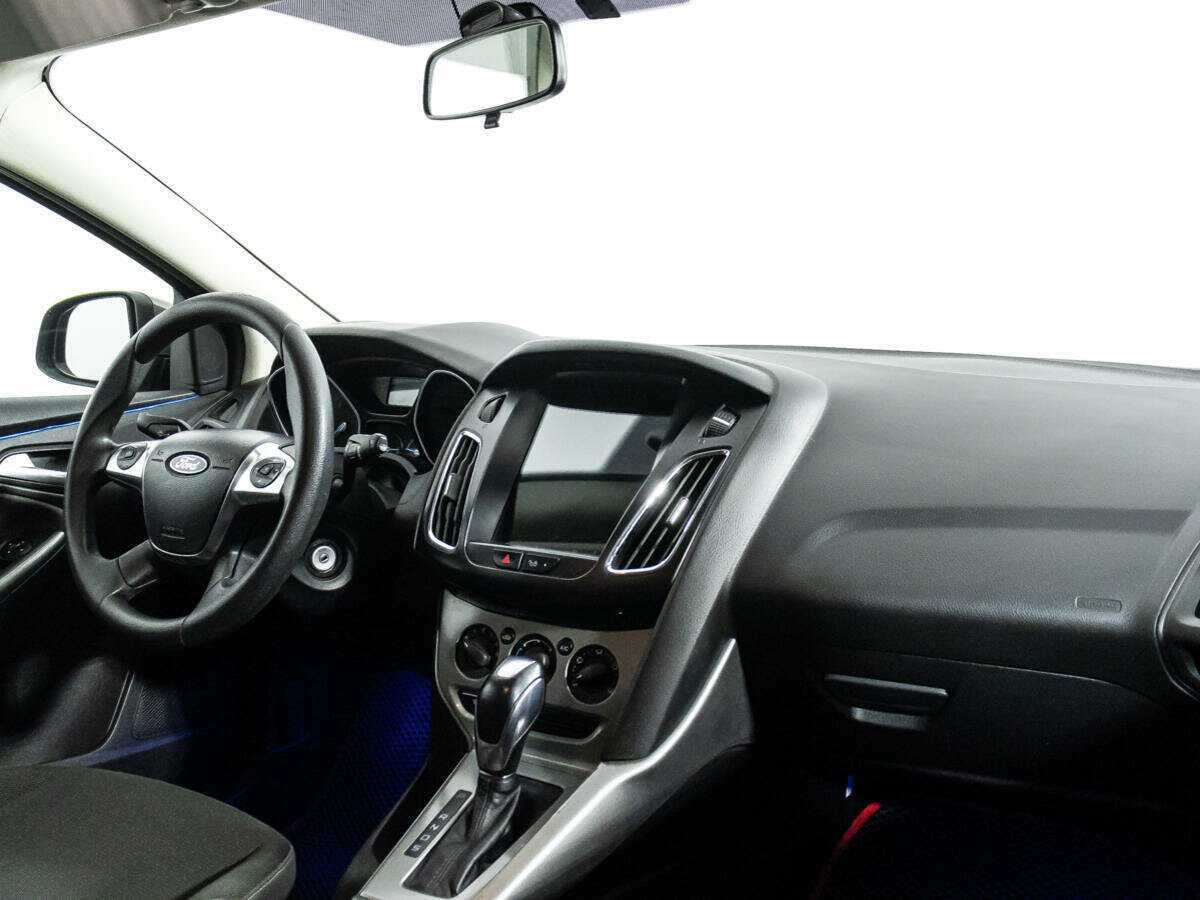 Ford Focus с пробегом — 2012 год. Фото: #6