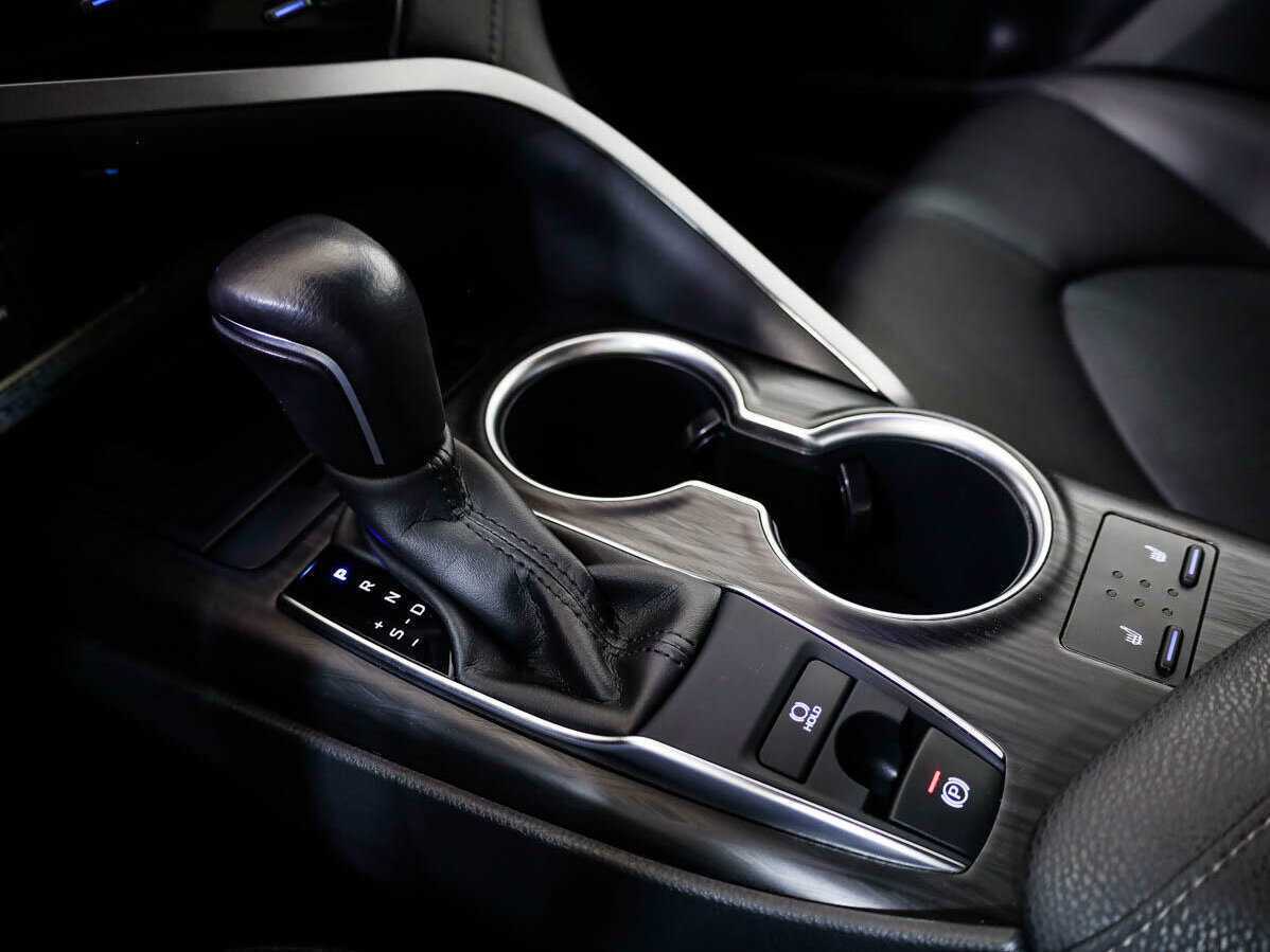 Toyota Camry с пробегом — 2021 год. Фото: #20