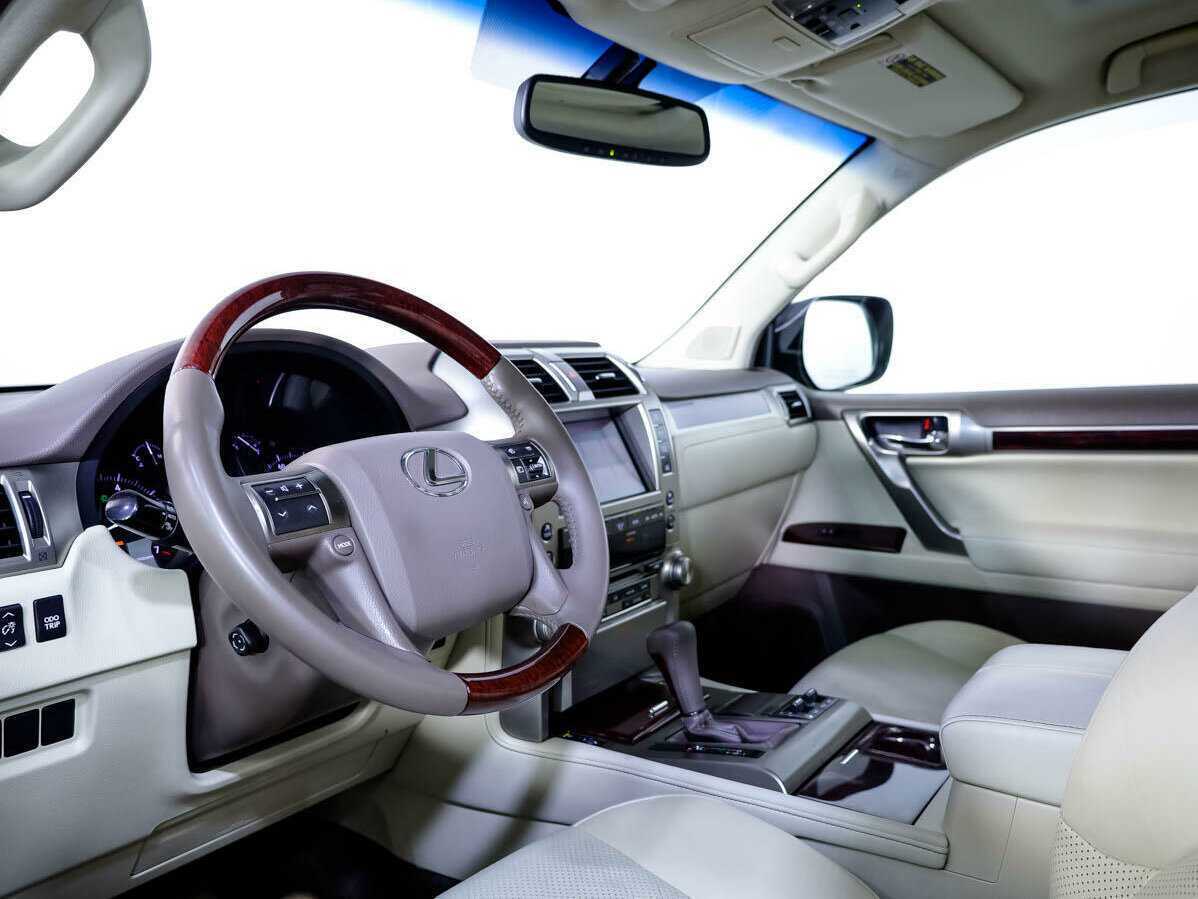 Lexus GX с пробегом — 2011 год. Фото: #9