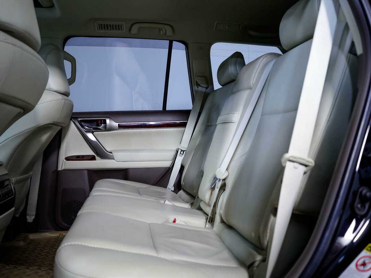 Lexus GX с пробегом — 2011 год. Фото: #12