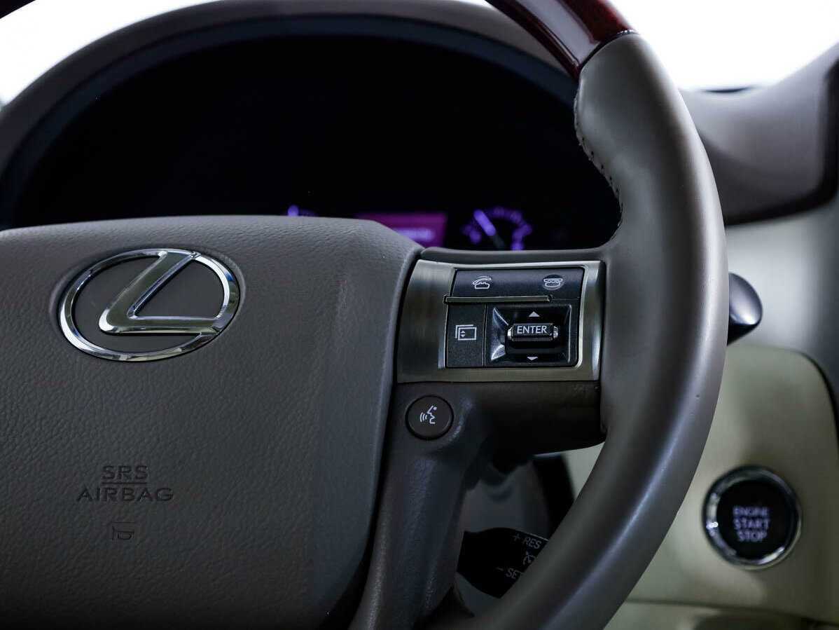 Lexus GX с пробегом — 2011 год. Фото: #22