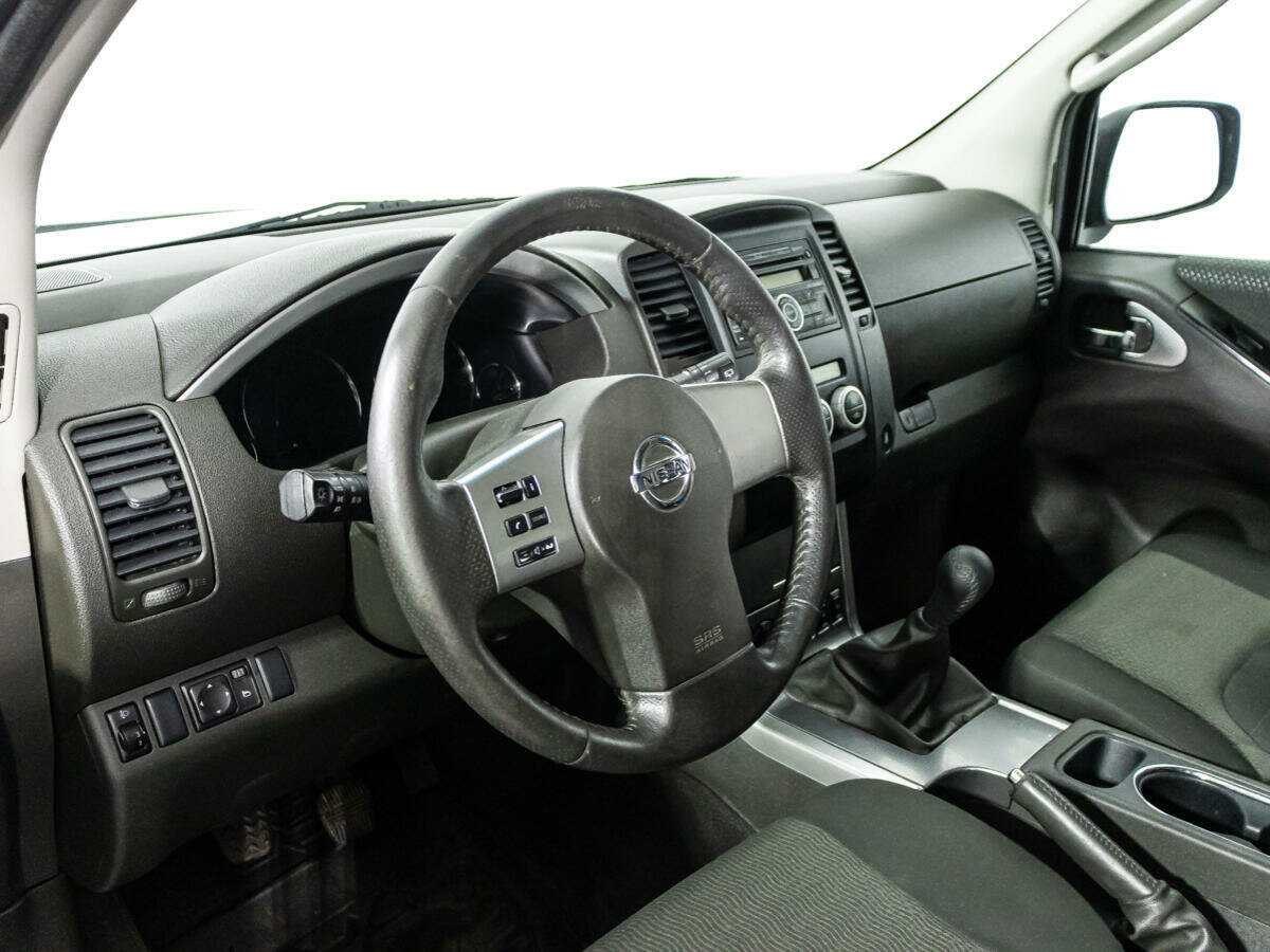 Nissan Pathfinder с пробегом — 2011 год. Фото: #10