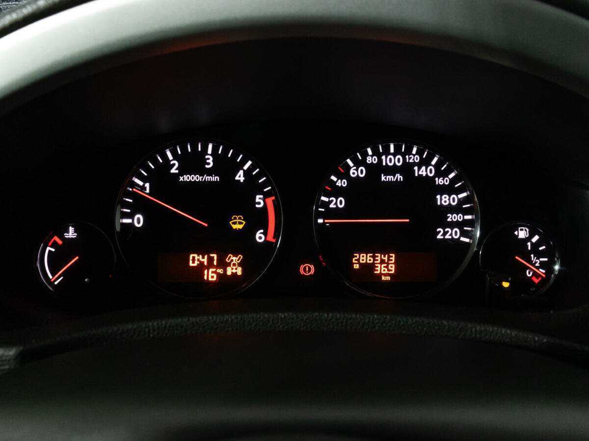 Nissan Pathfinder с пробегом — 2011 год. Фото: #11