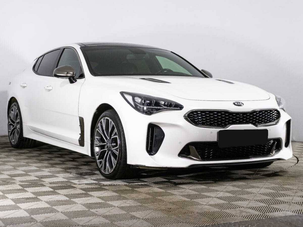 Kia Stinger с пробегом — 2018 год. Фото: #2