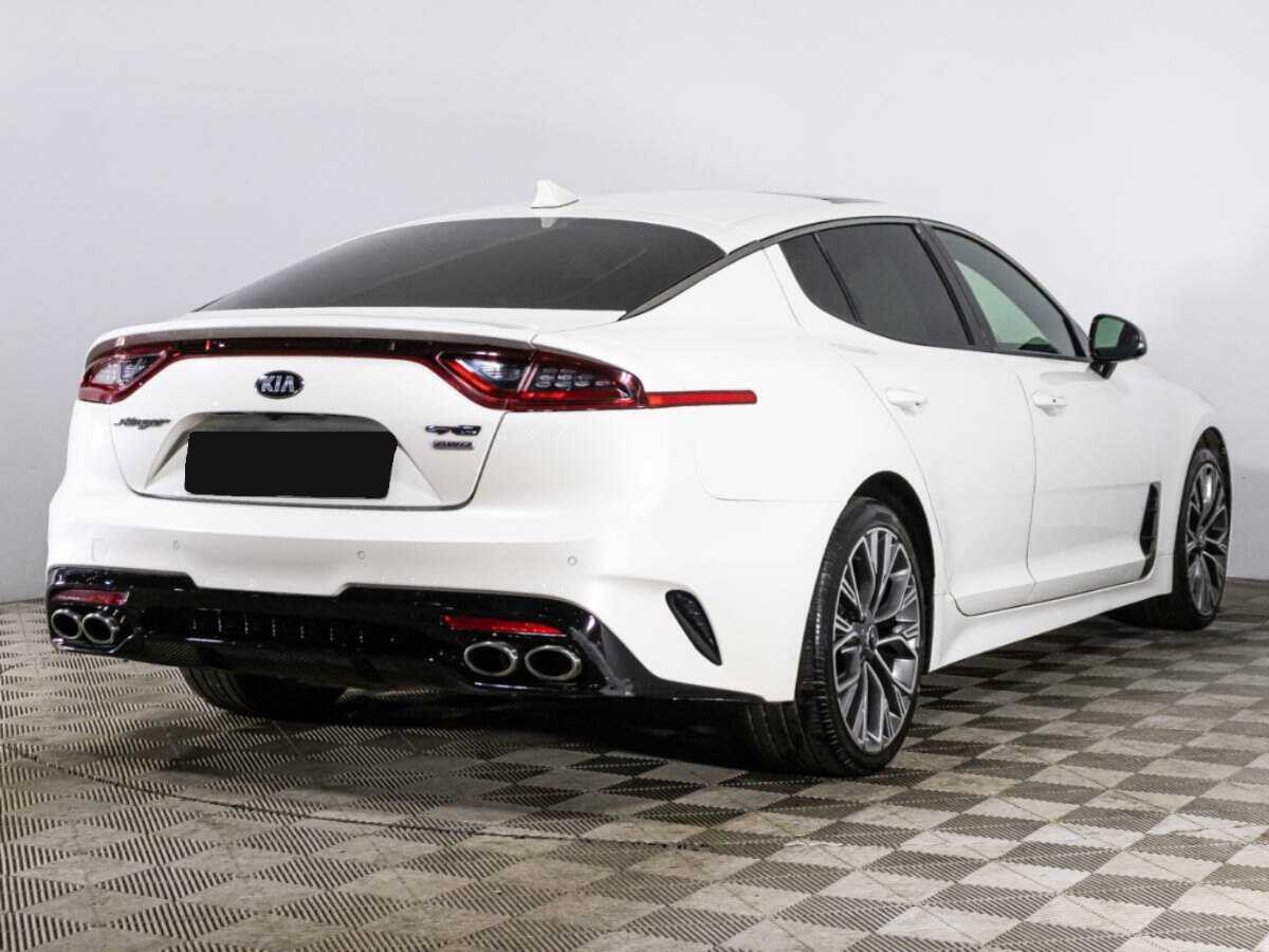 Kia Stinger с пробегом — 2018 год. Фото: #4