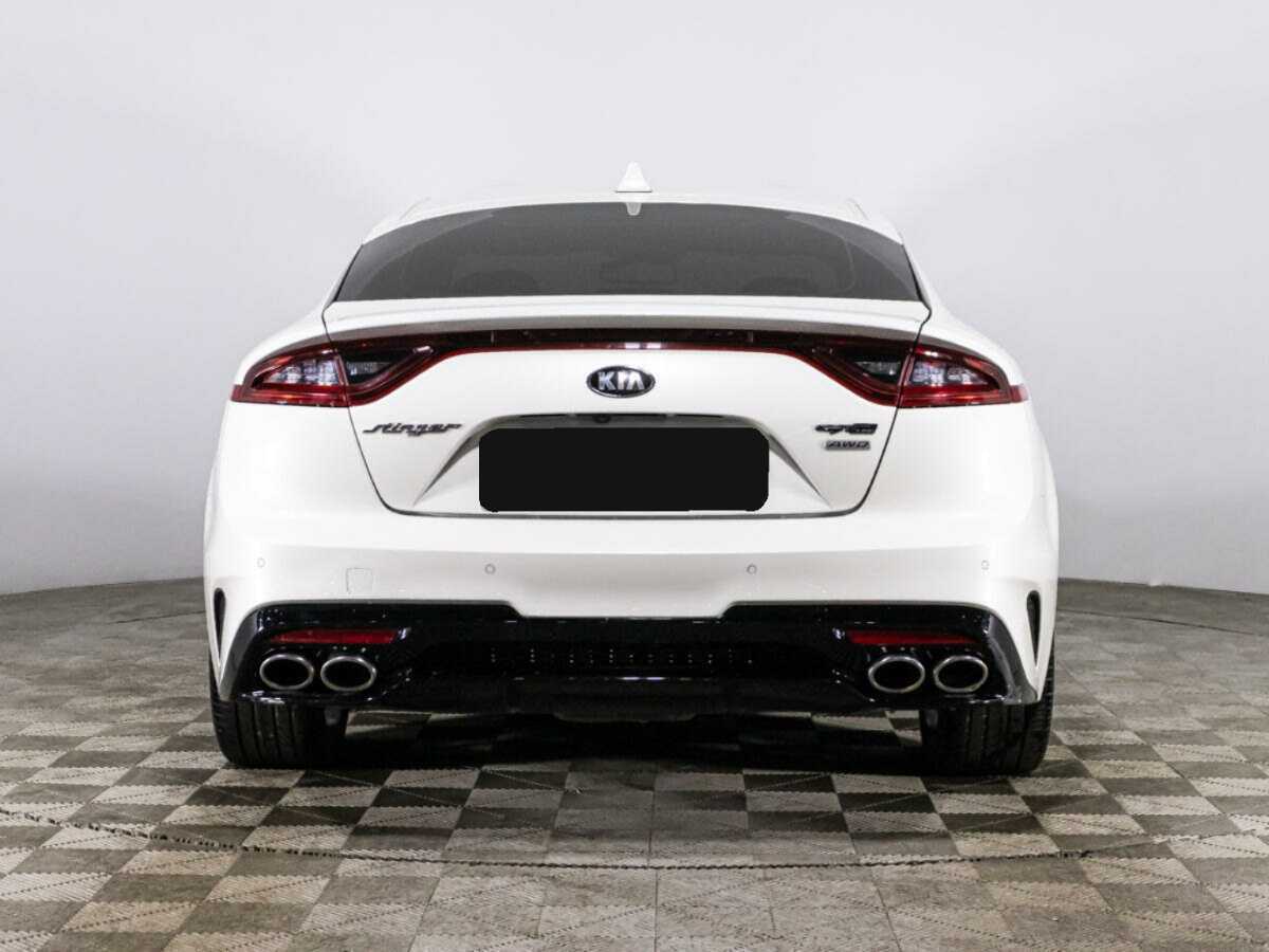 Kia Stinger с пробегом — 2018 год. Фото: #5