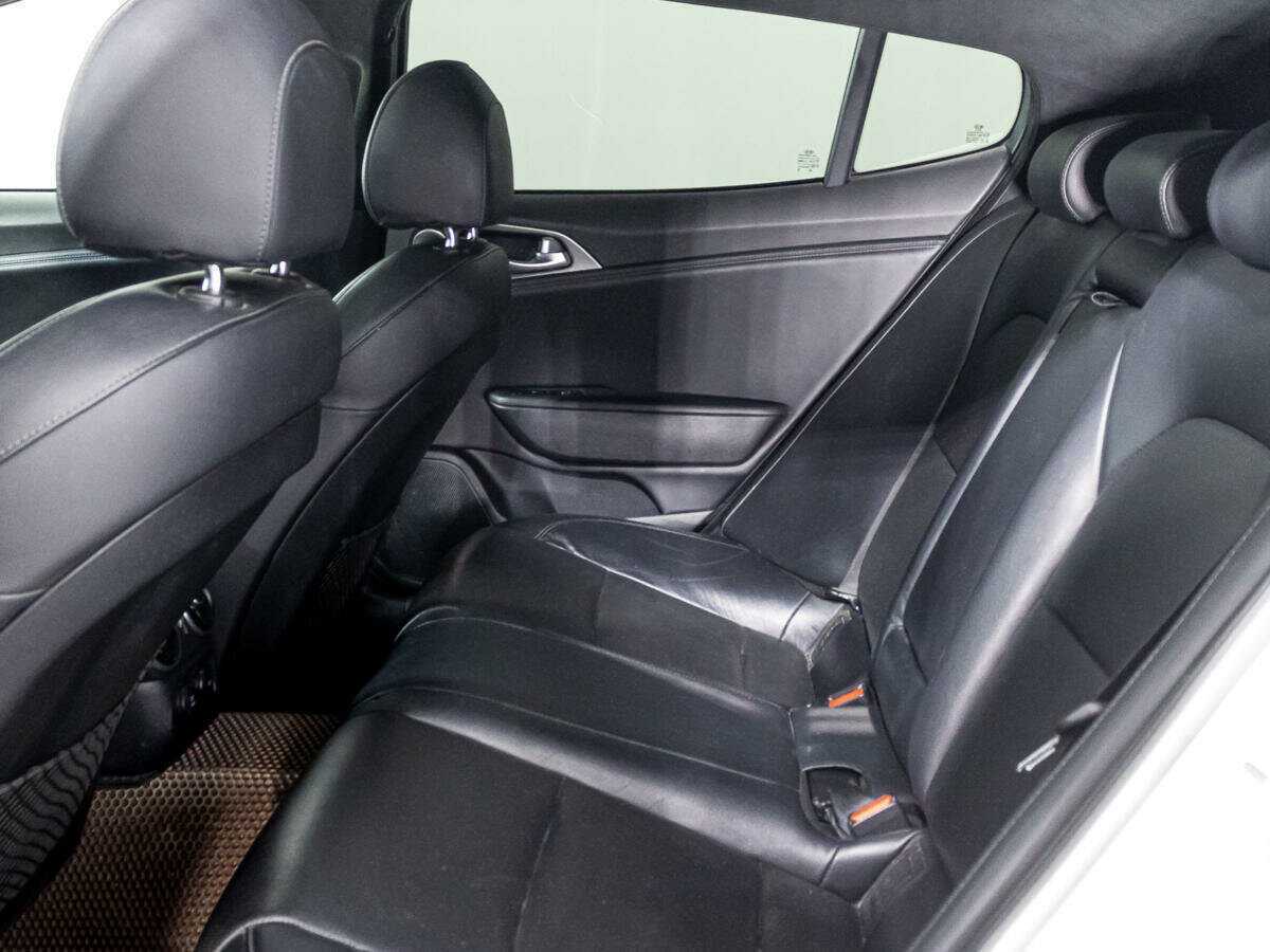 Kia Stinger с пробегом — 2018 год. Фото: #9
