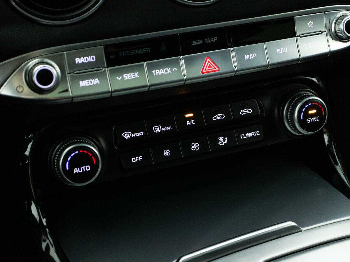 Kia Stinger с пробегом — 2018 год. Фото: #18