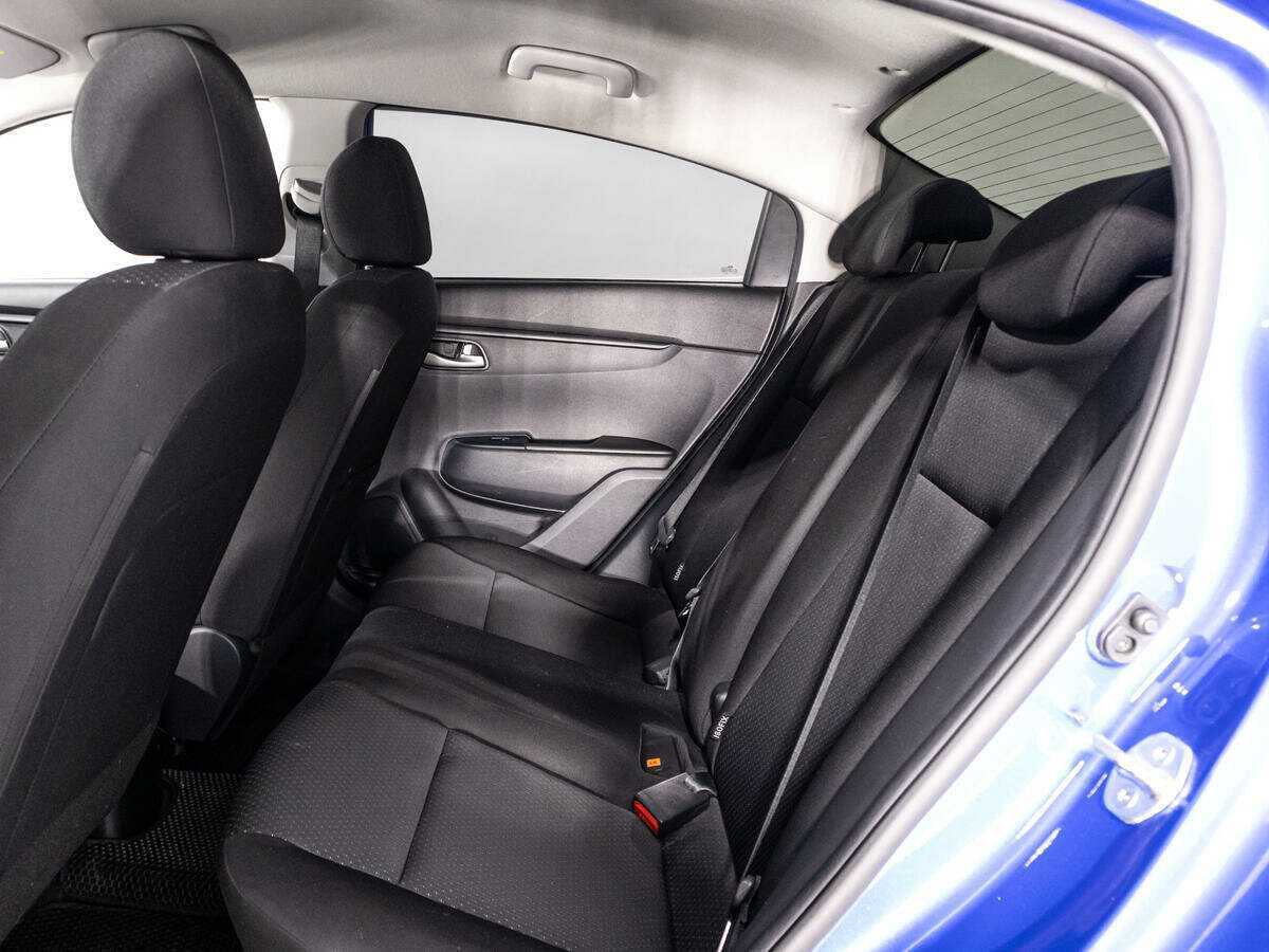 Kia Rio с пробегом — 2020 год. Фото: #10