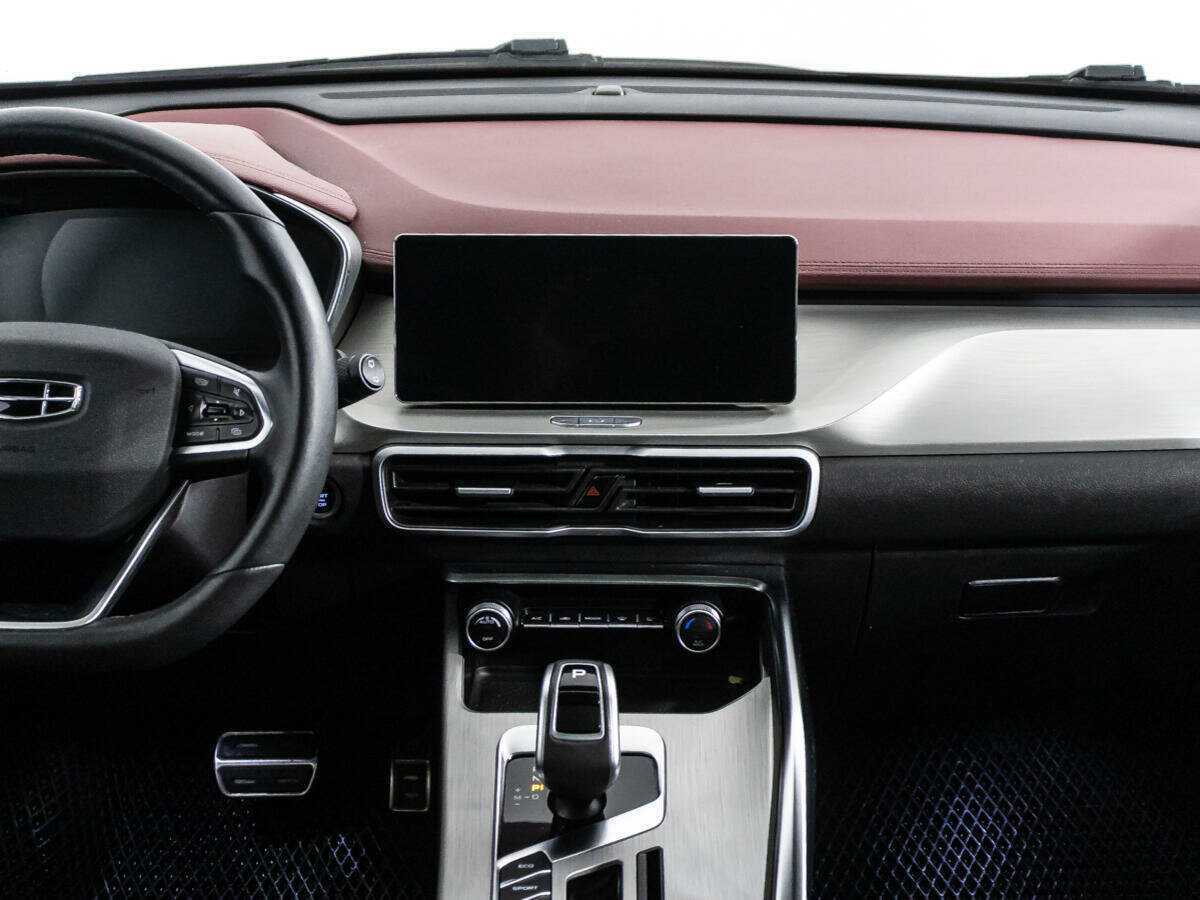 Geely Coolray с пробегом — 2021 год. Фото: #12