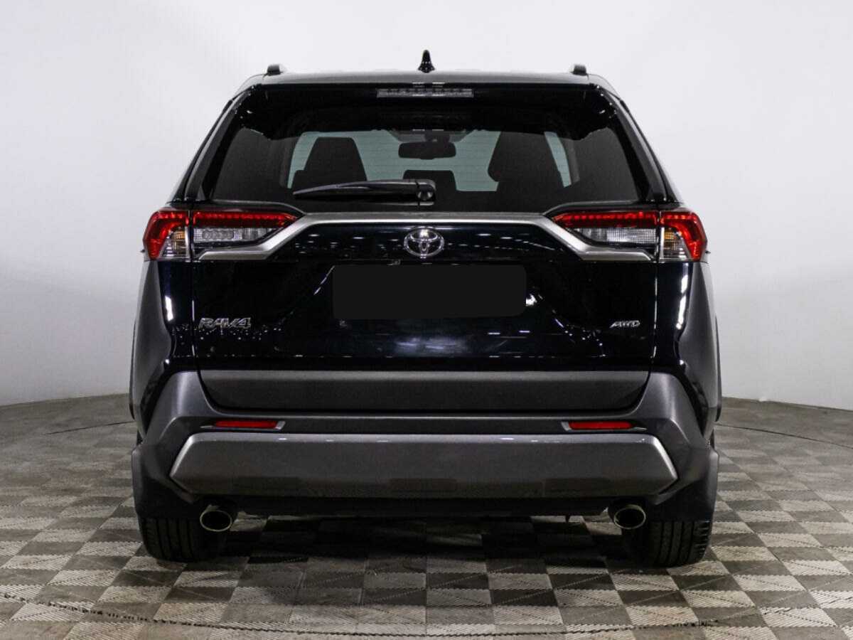 Toyota RAV4 с пробегом — 2022 год. Фото: #5