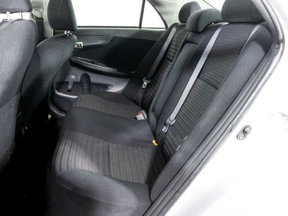 Toyota Corolla с пробегом — 2007 год. Фото: #9