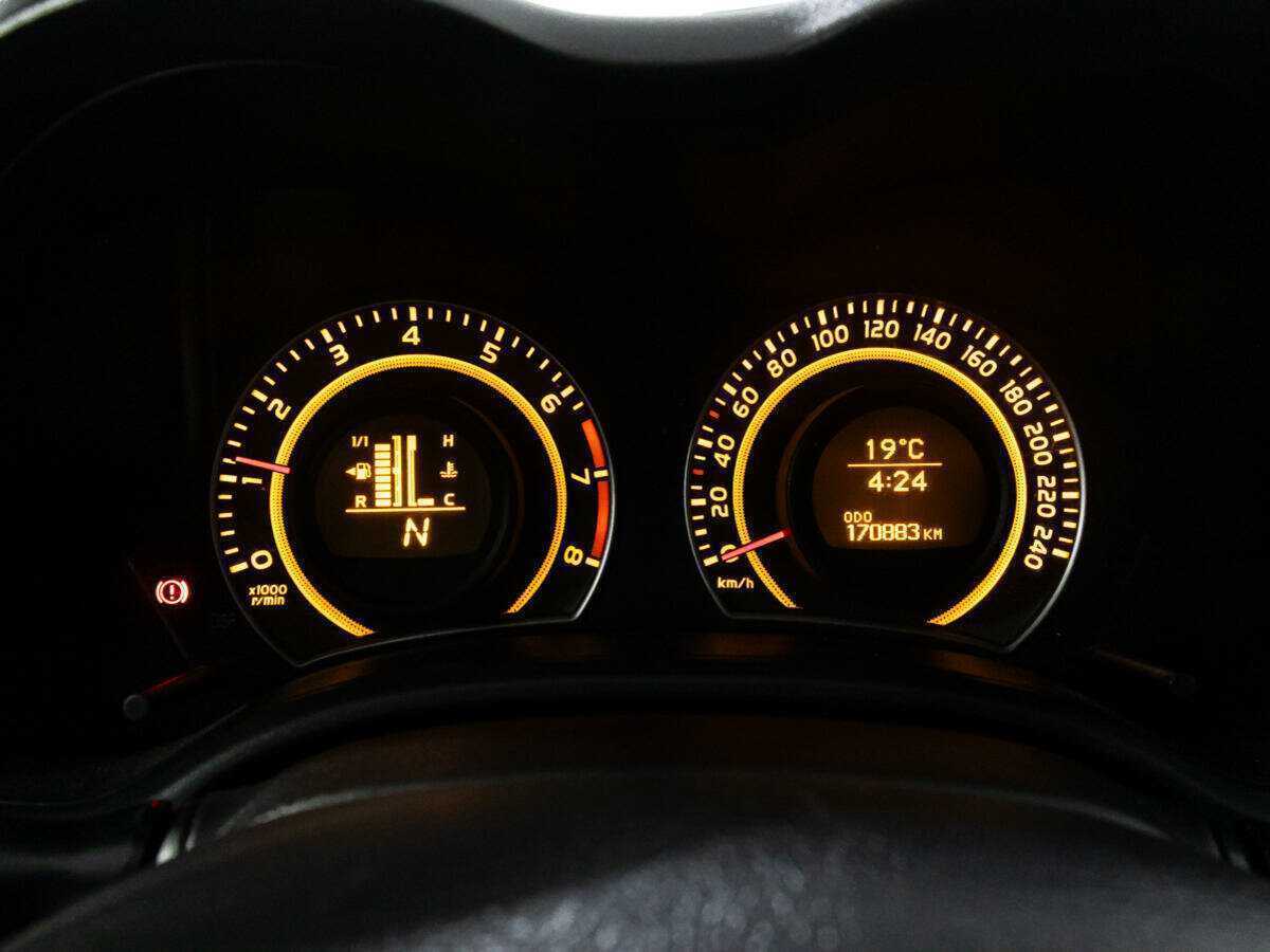 Toyota Corolla с пробегом — 2007 год. Фото: #11