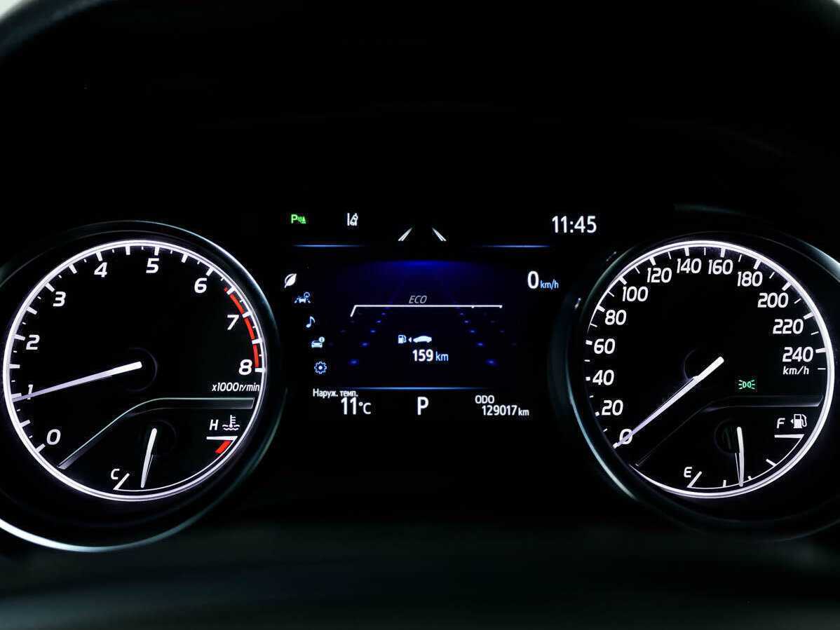 Toyota Camry с пробегом — 2020 год. Фото: #9