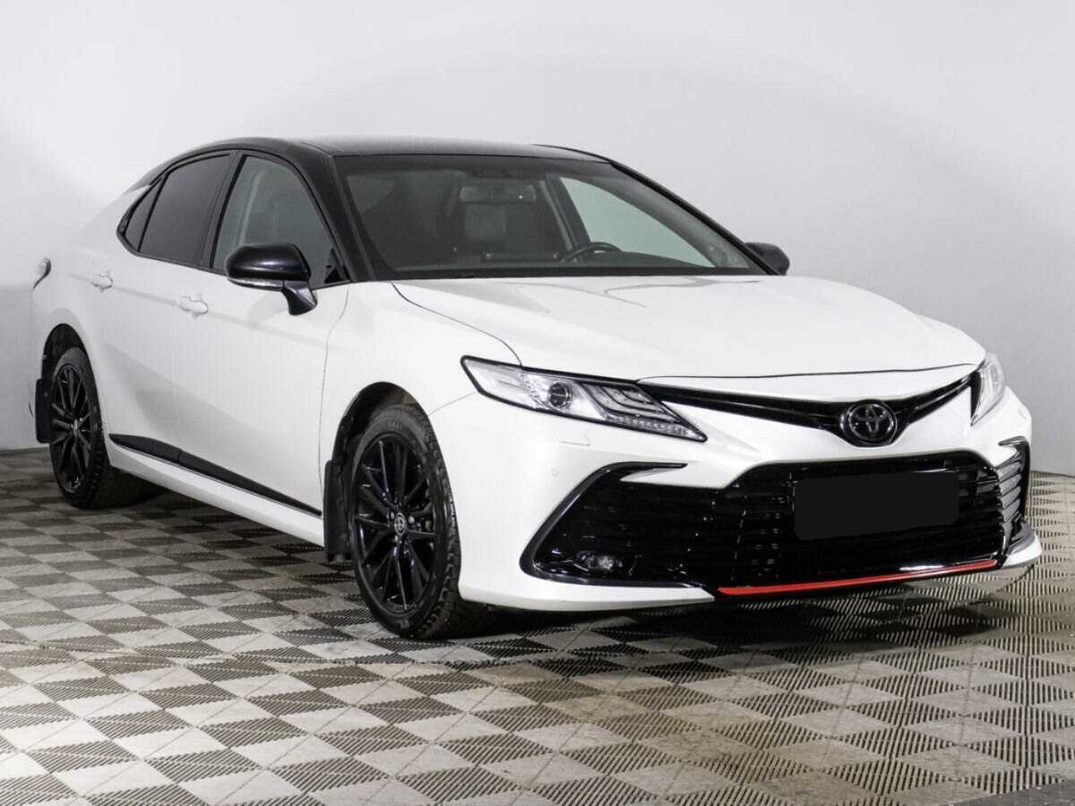 Toyota Camry с пробегом — 2022 год. Фото: #2