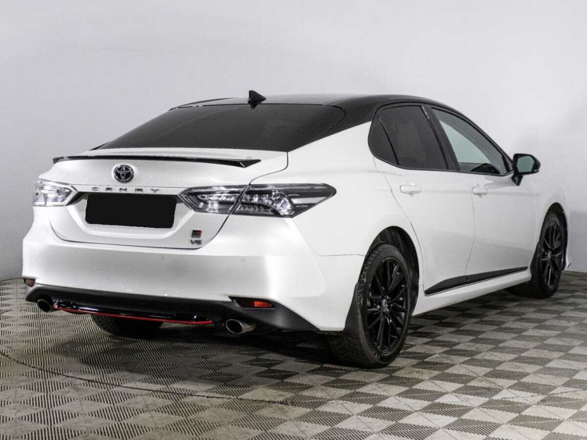 Toyota Camry с пробегом — 2022 год. Фото: #4