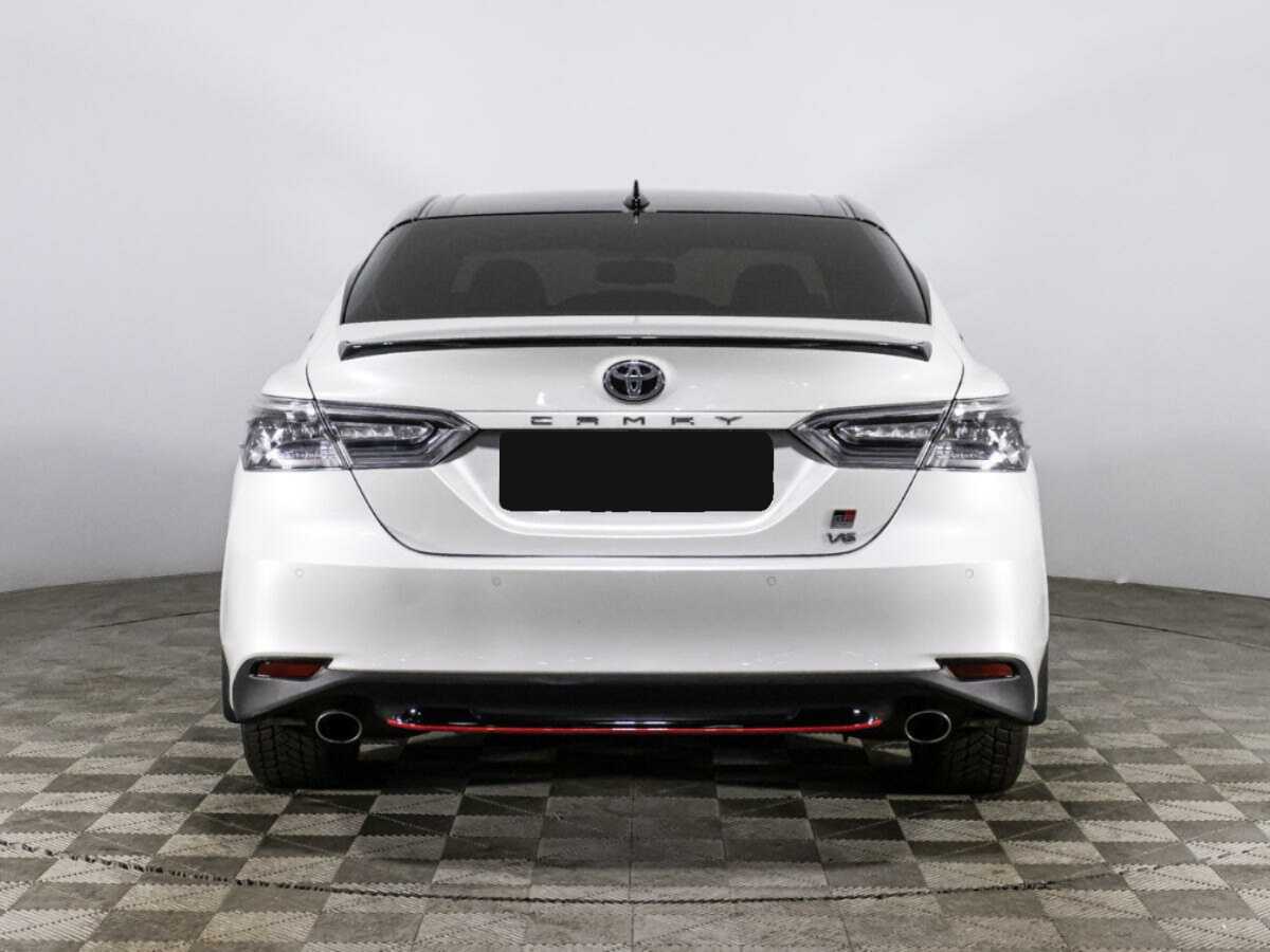 Toyota Camry с пробегом — 2022 год. Фото: #5