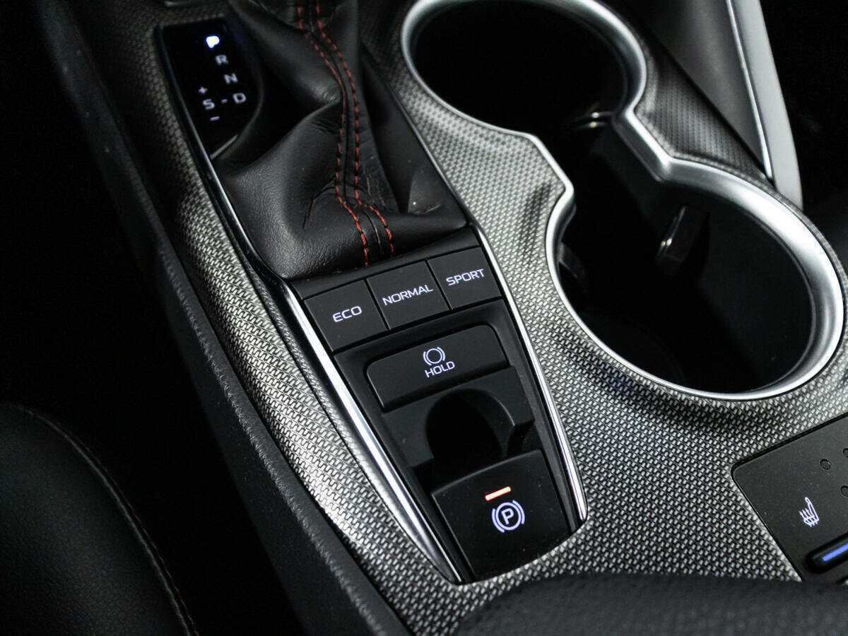 Toyota Camry с пробегом — 2022 год. Фото: #15