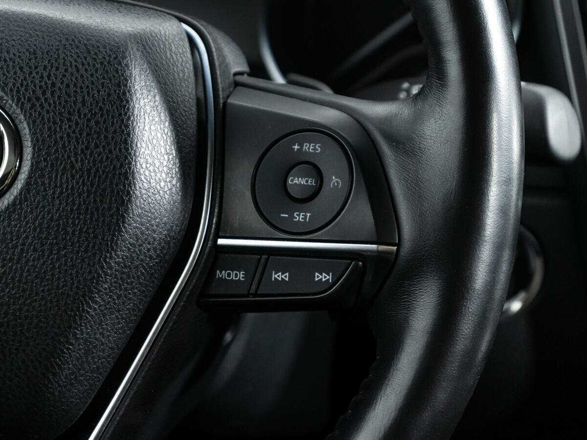Toyota Camry с пробегом — 2022 год. Фото: #19