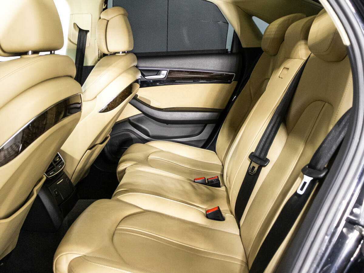 Audi A8 с пробегом — 2010 год. Фото: #9