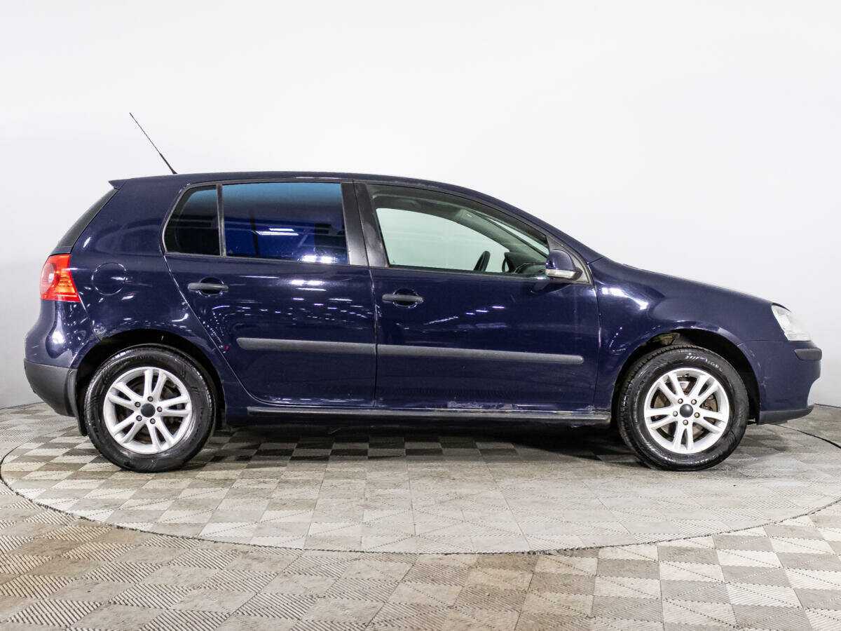 Volkswagen Golf с пробегом — 2006 год. Фото: #3