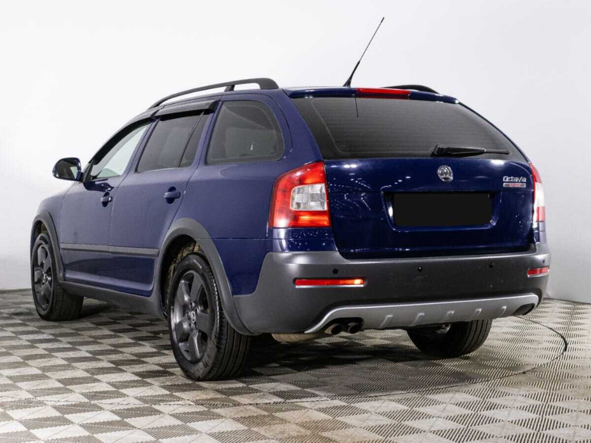 Skoda Octavia с пробегом — 2011 год. Фото: #6