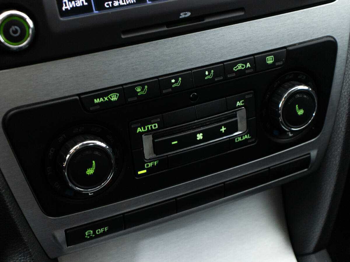 Skoda Octavia с пробегом — 2011 год. Фото: #14