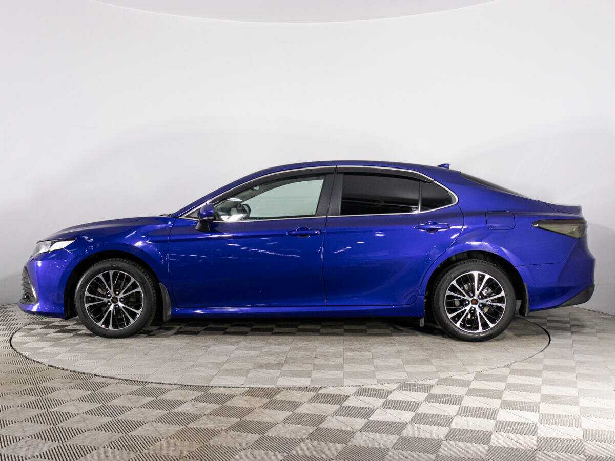 Toyota Camry с пробегом — 2021 год. Фото: #7