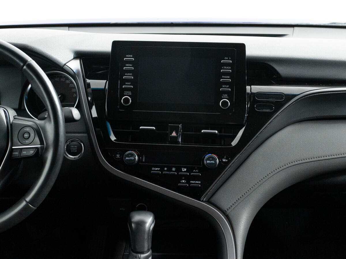 Toyota Camry с пробегом — 2021 год. Фото: #13