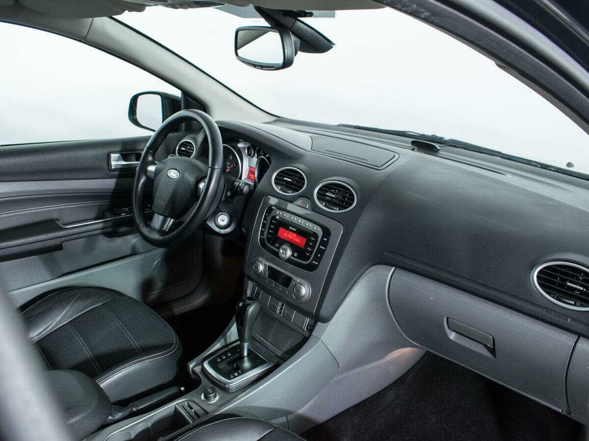 Ford Focus с пробегом — 2008 год. Фото: #8